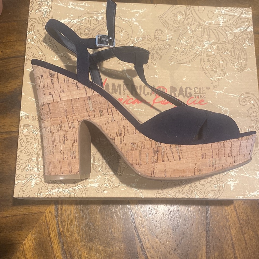 American Rag navy cork heels. Size 9.5. - Picture 2 of 9